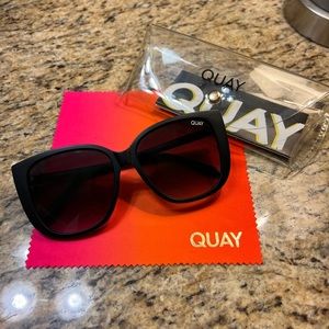 QUAY AUSTRALIA Ever After Polarized Sunglasses New